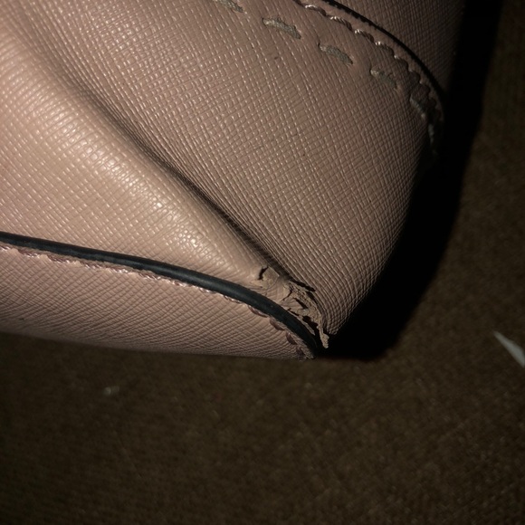 Pink guess bag - Picture 5 of 6